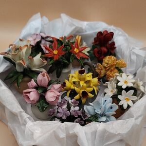 Franklin Mint Flowers of the Year Miniature Porcelain Flower Bouquets Set Of 12